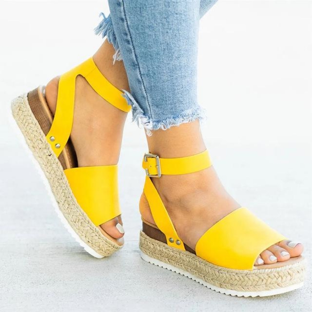 Forever Women's Fashion Casual Open Toe Flat Platform Sandal Shoes Size 8.5